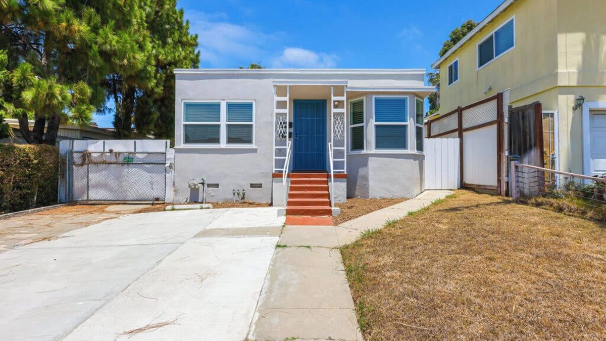 Point Loma Heights Apartment | 3 Beds, 2 Units, Close to Beach & Bars