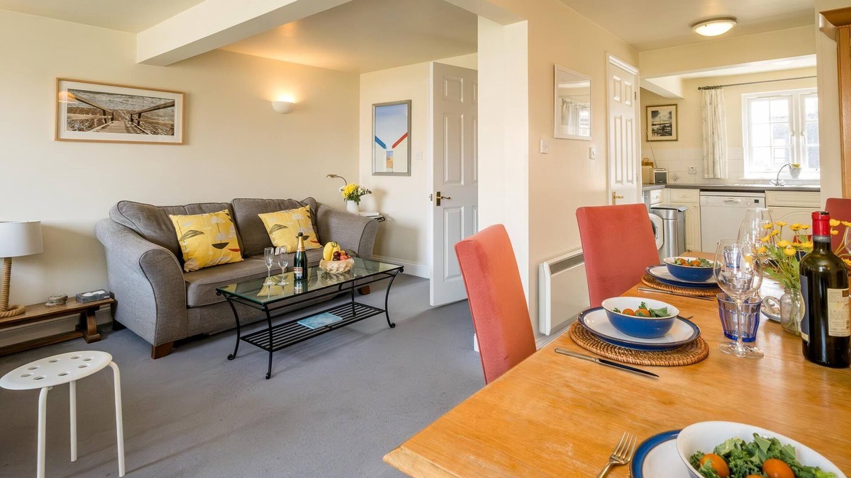 Thorpeness Cottage | 3 Bell Lodge in Thorpeness - Aldeburgh Coastal Cottages
