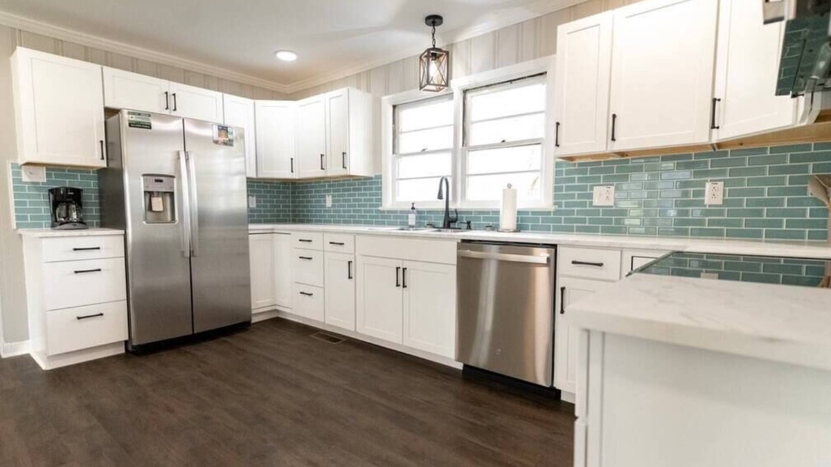 Edenton House | 3 BR/2 Bath king, Fire Pit