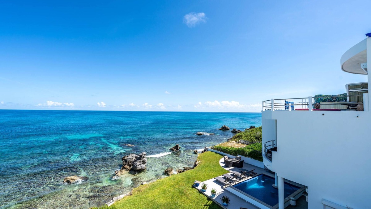 Colonia Meteorologico House | 3 BR Ocean Front Home w/Pool