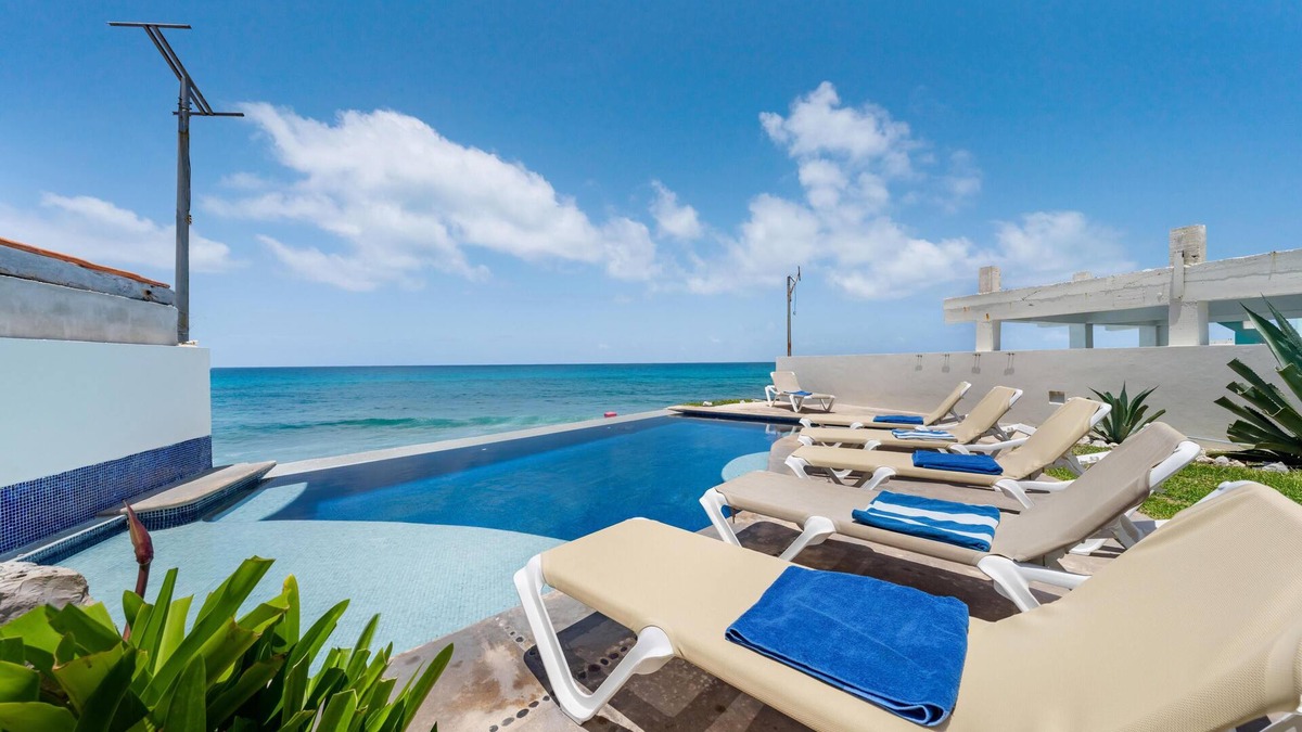 Cancun Condo | 3 BR Oceanfront Villa with Pool