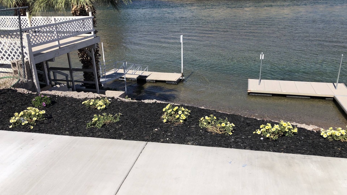 Mohave County House | 3 brm Riverfront home with dock, Beautiful nighttime views