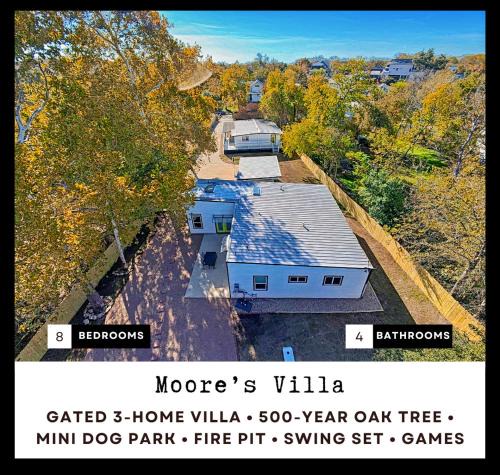 South Manchaca Villa | 3 in 1 Villa Swing Set Game Room Dogs Ok
