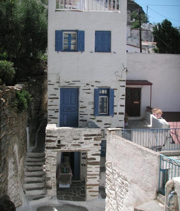 Ioulida House | 3-level doll house in Kea Ioulida/Chora, Cyclades