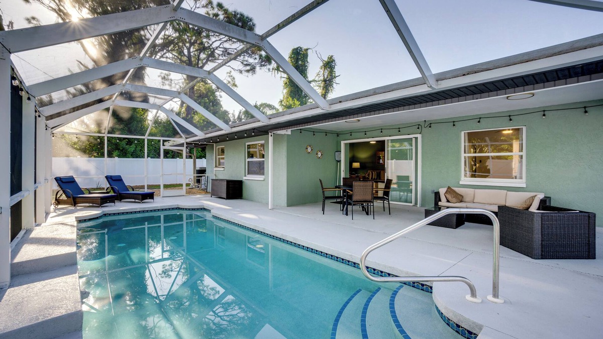 South Venice House | 3 Mi to Manasota Key: Stylish Single-Story Home!