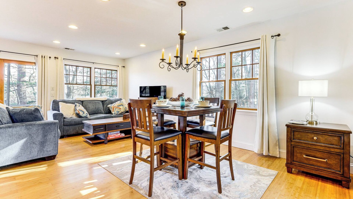 Mansfield Depot Apartment | < 3 Mi to UConn: Peaceful Home on Pine lake