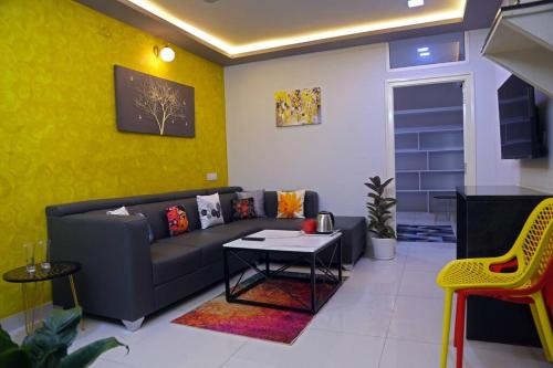 HITEC City Apartment | 3 MidTown-1BHK, Near AIG Hospital, Hitech City