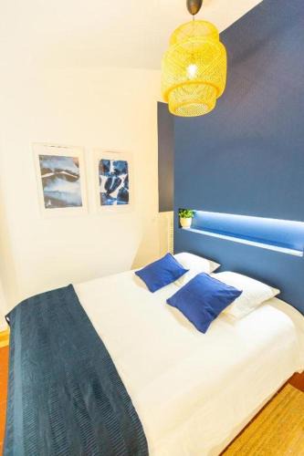 Saint-Charles Apartment | 3 min à pied de la gare St Charles - 3 chambres avec Clim, SDB et TV