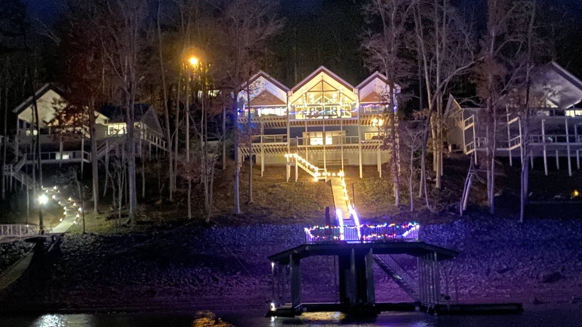 Big Creek House | 3 night special Sept 26-28,nOct 17-19, Oct 24-26.