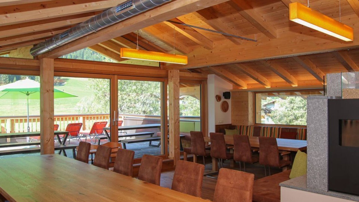 Kleinarl Apartment | 3 nights SO to MI - Alpin Chalet Large