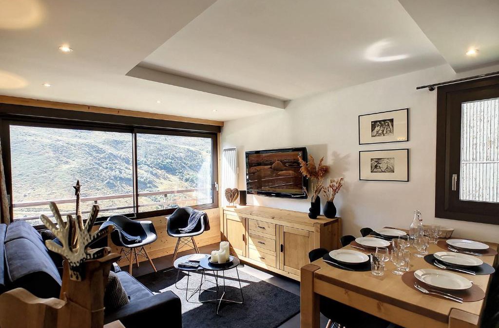 Les Menuires Apartment | 3 pièces rénové 6 pers, ski aux pieds WiFi - FR-1-178-68
