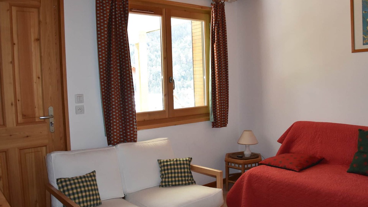 Pralognan-la-Vanoise Apartment | 3-room apartment on ground floor, pets allowed