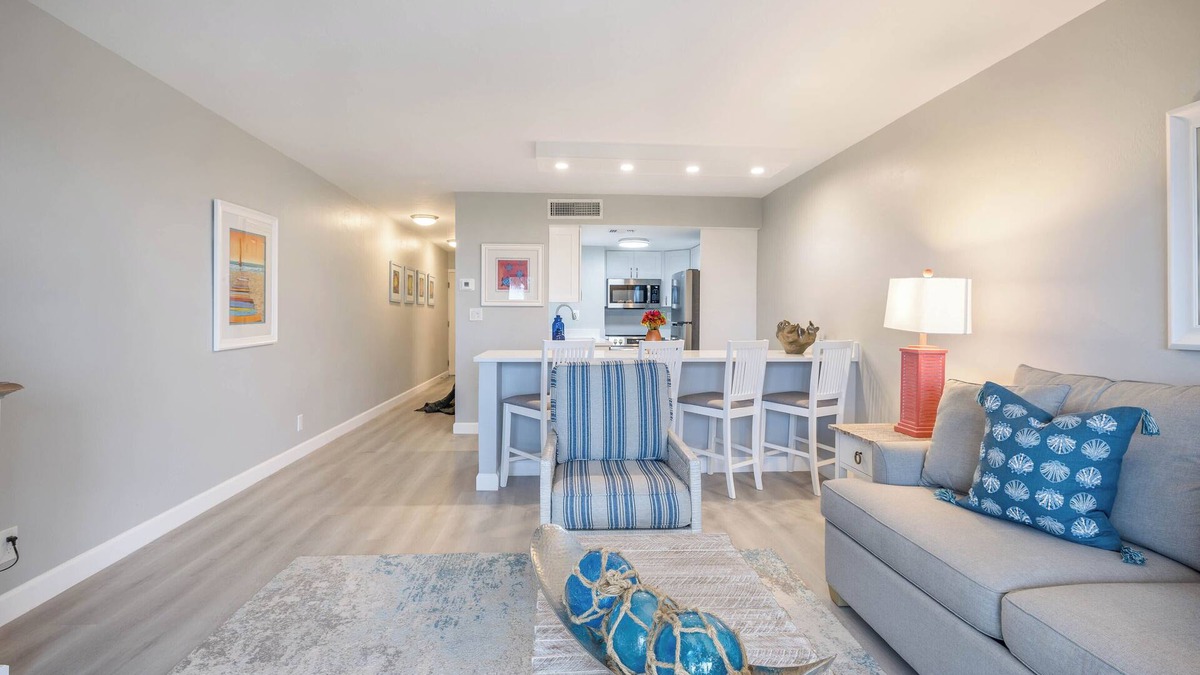 Captiva Apartment | 3 Spacious One Bedroom Beach Villas w/Fishing, Shelling & Nature Activities