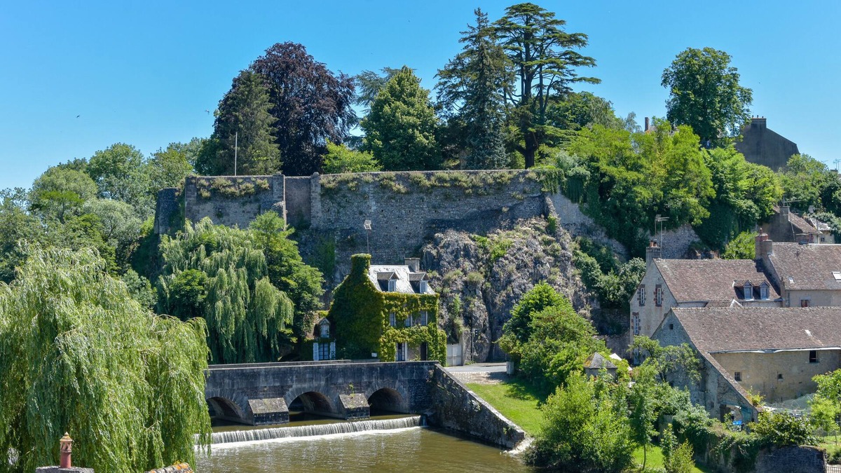 Fresnay-sur-Sarthe Apartment | 3-star cottage with beautiful view
