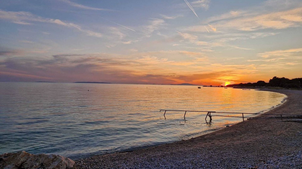 Kolanjski Gajac House | 3 Sterne Ferienhaus Leonarda/strand Zrce