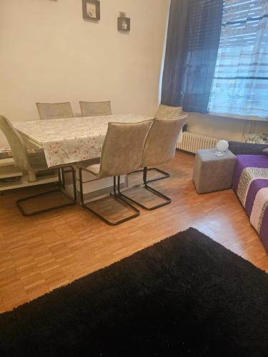 Birsfelden Apartment | 3 und halb zimmer Wohnung Birsfelden