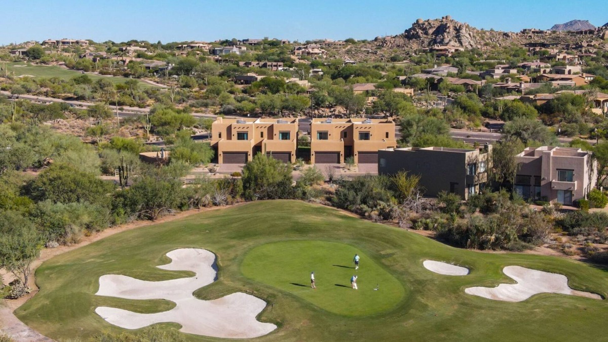 Troon North House | 3 Villas/30 Guests: Walk to Troon North Golf Club