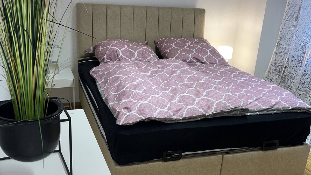 Innenstadt Apartment | 3 Zimmer Wohnung in Steinheim-hu