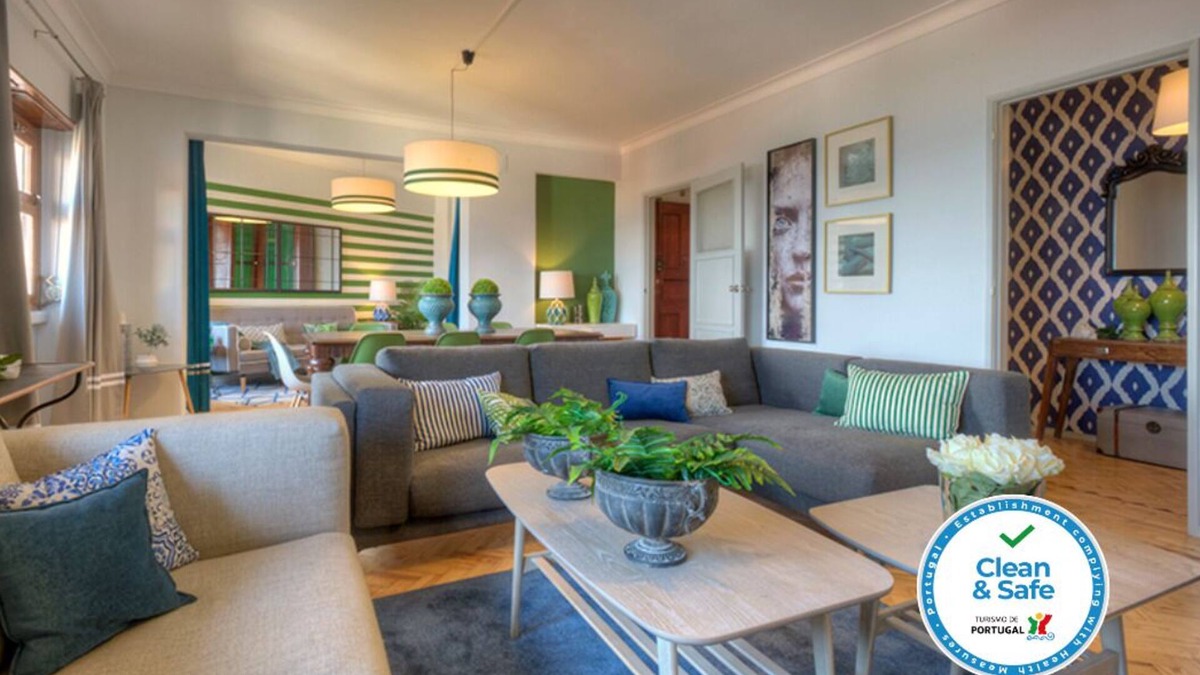 Alfama Apartment | 30 guests Upper Class
