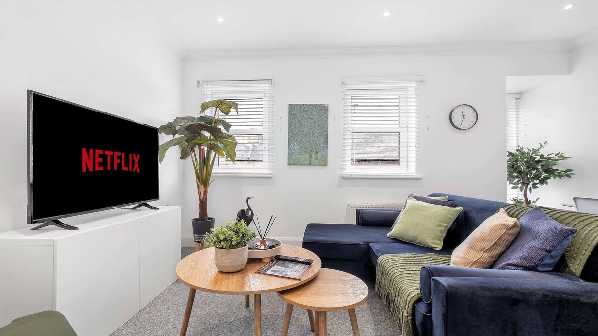 Huntingdon Apartment | 30% Monthly Discount |Long-Stay| St Mary's Retreat