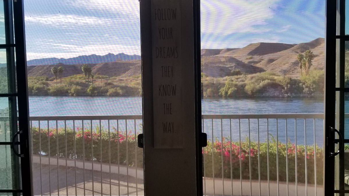 Bullhead City Condo | 30 NIGHT MIN! 2 Balconies + Marina, on the River! Fully Renovated.