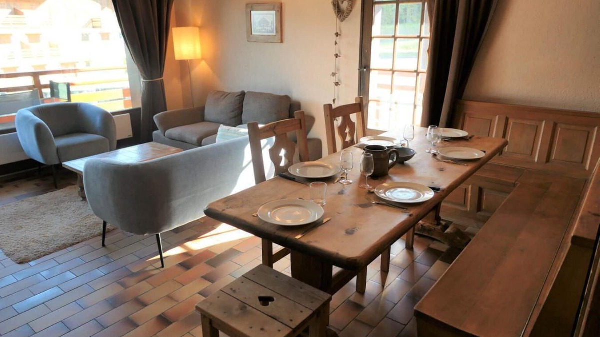 Le Bettex Apartment | 300m from ski slopes, 2nd floor, view mountain, balcony, parking, tv, 65m², Saint Gervais