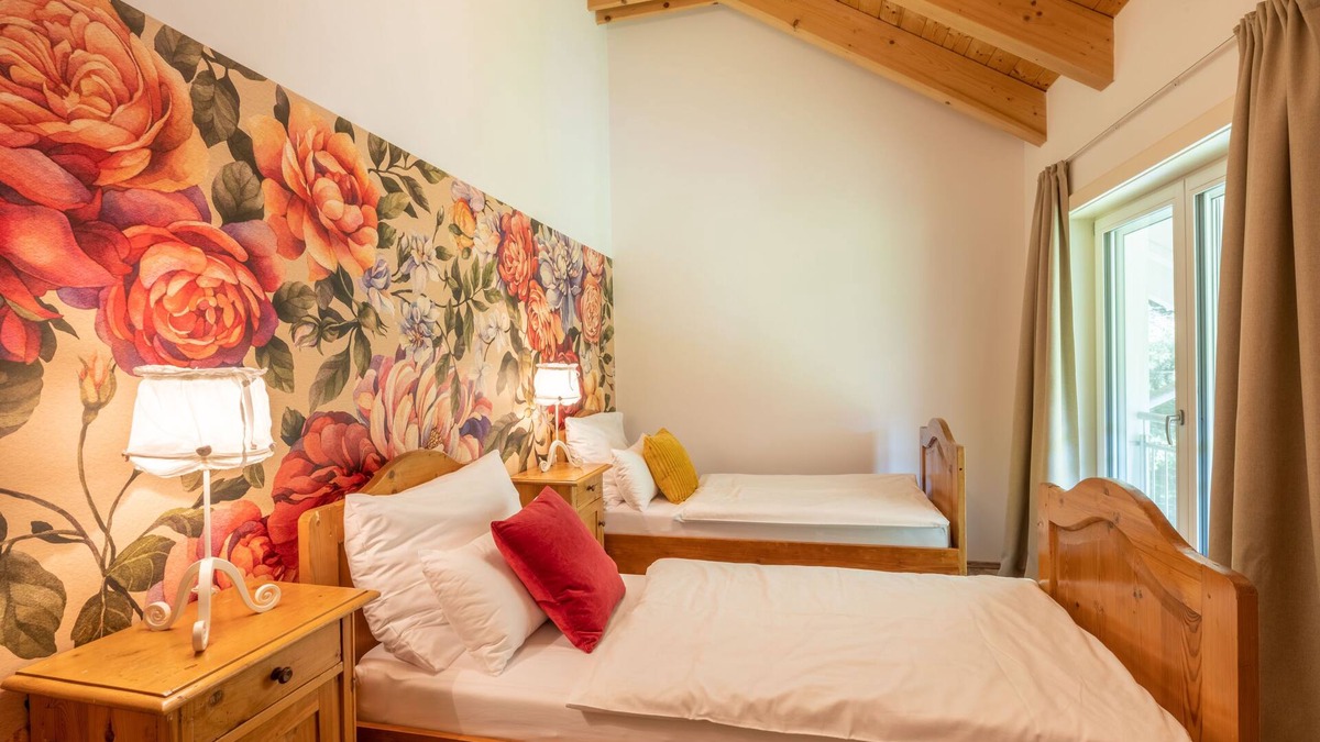 Feistritz ob Bleiburg Apartment | 300m to gondola for walkers, Flow Trail for mountain bikers and ski