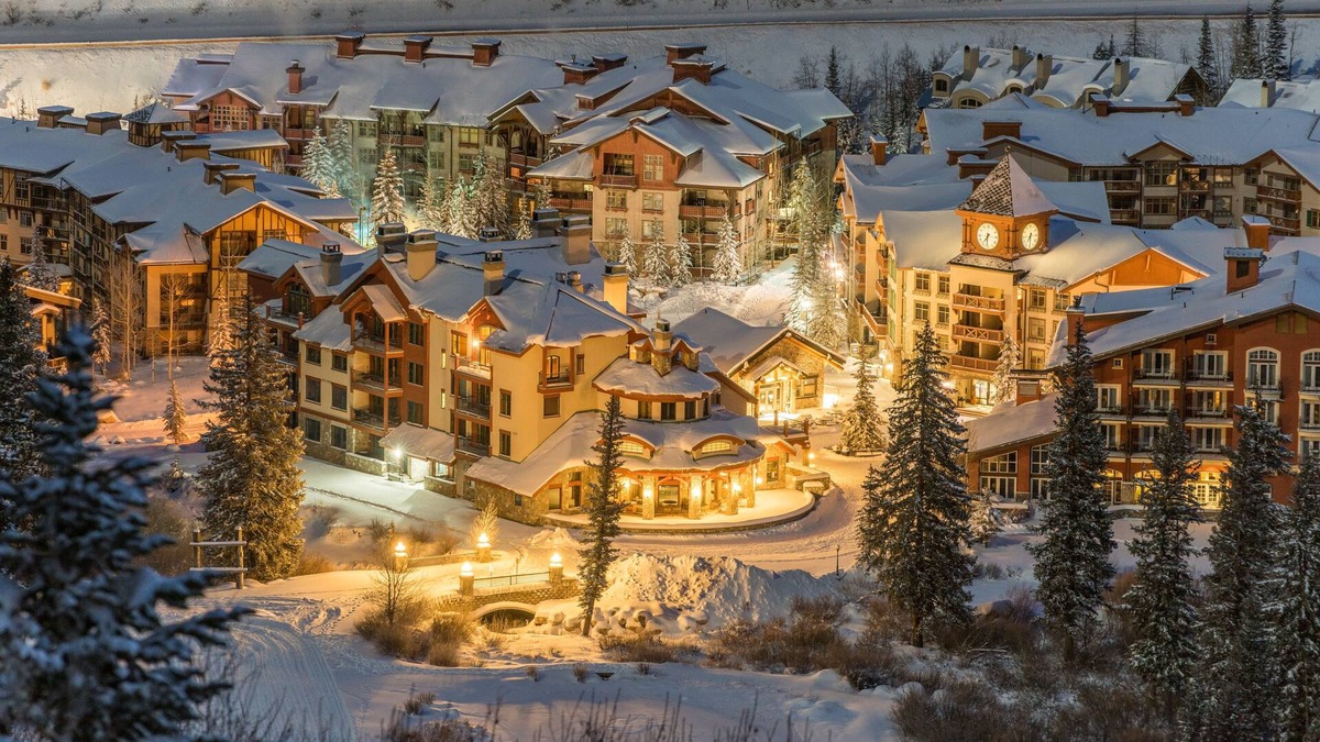 Salt Lake Mountain Resorts Condo | 3104 - One Bedroom + Den Standard Powderhorn Lodge by RedAwning
