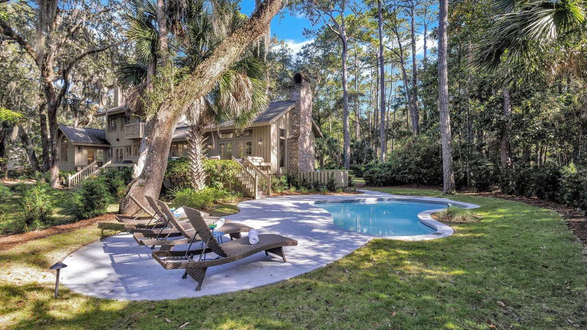 Sea Pines House | 32 Plantation Dr @ Sea Pines | Heated Private Pool | Lagoon Views