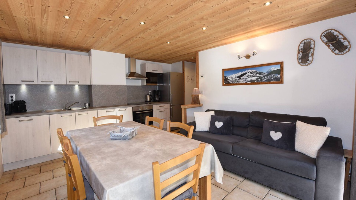 La Clusaz Apartment | 350m from the ski lifts, parking, in the village center of La Clusaz