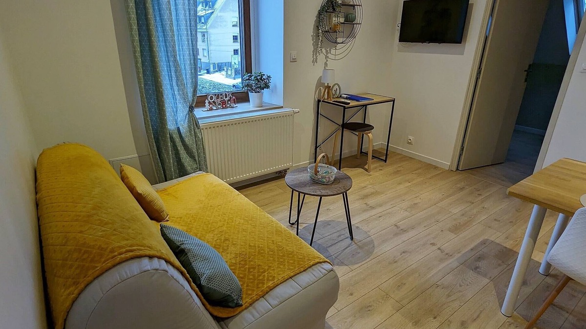 Soultz-Haut-Rhin Apartment | 35m² air-conditioned apartment for 2 travelers with a completely private entrance.