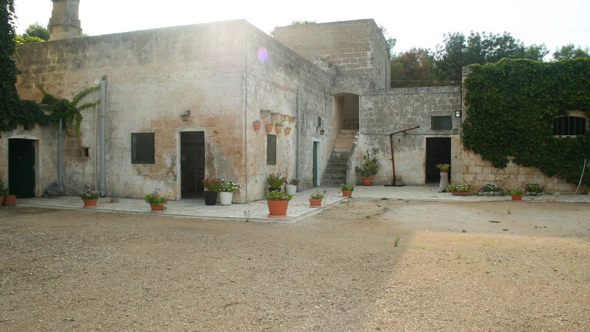Maruggio House | 35m²Studio in 160Ha bio estate with vineyard and olive grove