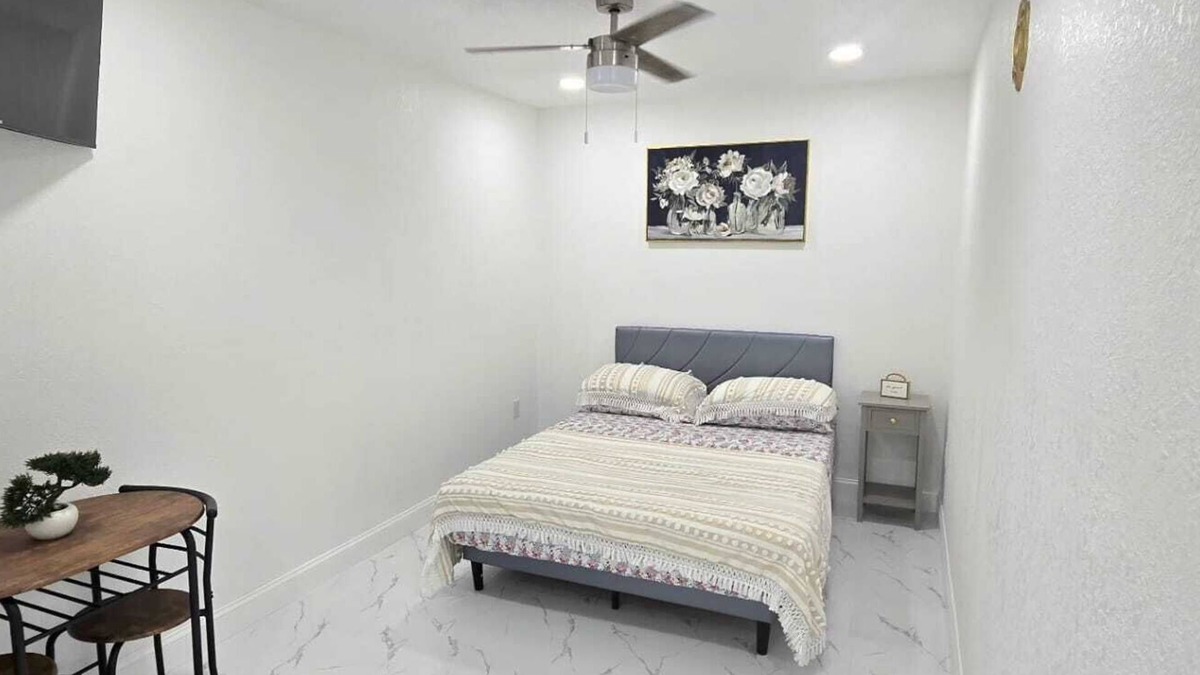 Clearwater Apartment | #37 Belcher unit 1