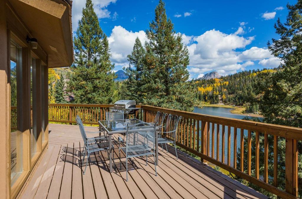 Columbine Lake House | 389 Beaver Circle