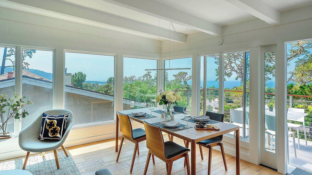 Northeast Carmel House | 3914 Pacific Sandpiper~ Oceanfront Condo, Pool/Spa