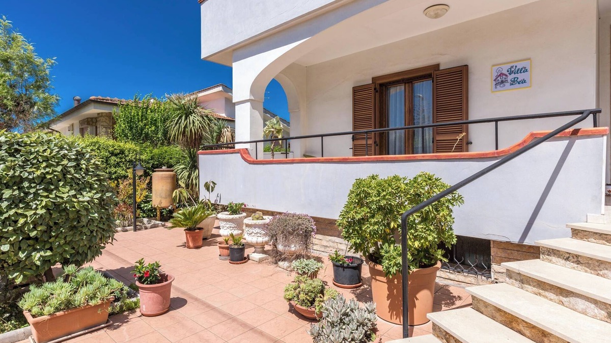 Taranto House | 3991 Villa Bea by Barbarhouse