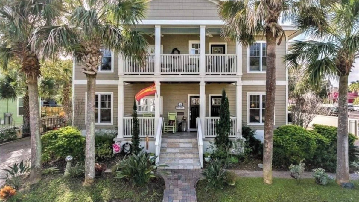 Downtown Historic District House | 3BR/2BA Upper Apartment in Historic District St. Augustine