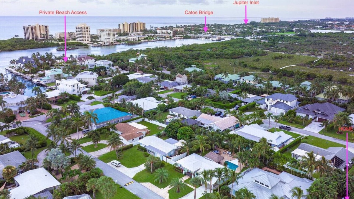 Jupiter Apartment | 3BR/3.5BA w/Private Intracoastal Beach Access, Hot tub, & Pool
