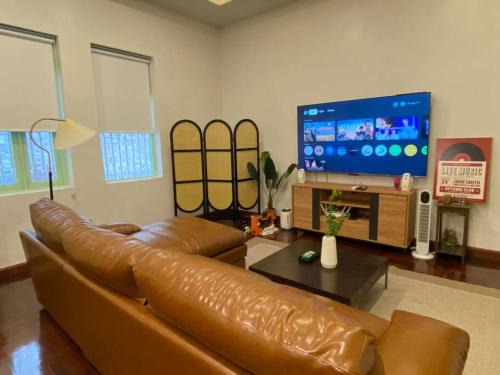 Si Phraya Villa | 3BR 5BedVilla Silom China town BTS Surasak Special offer