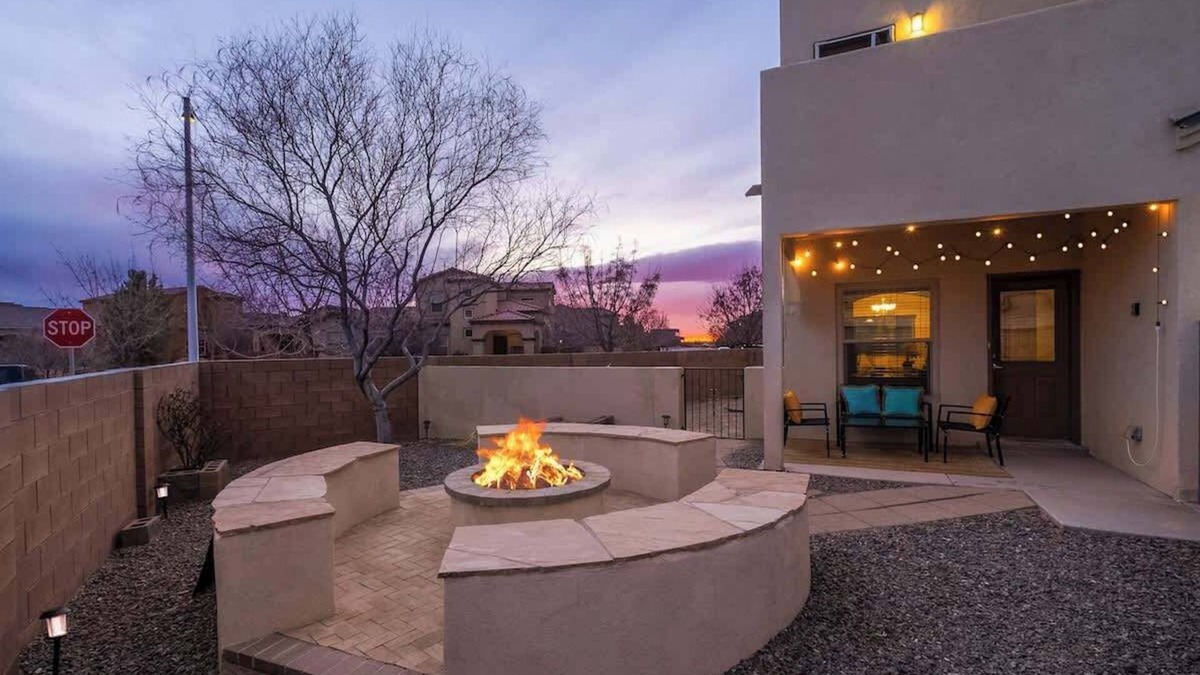 Mesa Del Sol Innovation Park House | ❤ 3BR Albuquerque Home 20 min from Hot Air Balloon