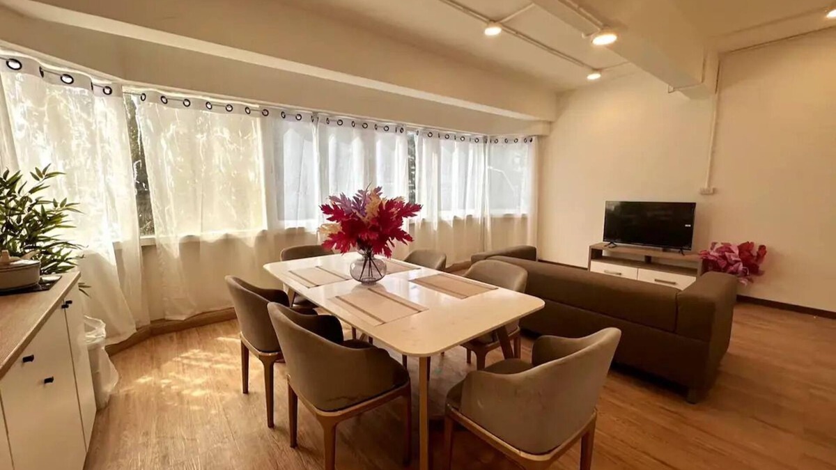 China Town Apartment | 3BR China Town, Rare to find 2 mins from MRT trainnn