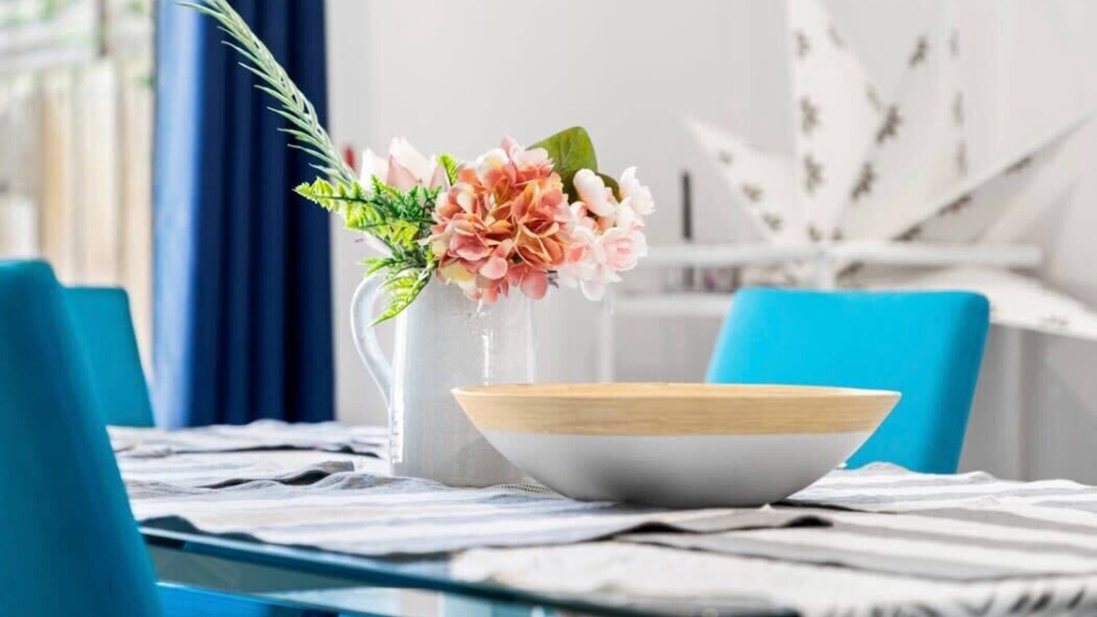 Bundoora House | 3BR Pure Luxury & Elegant holiday home in Latrobe