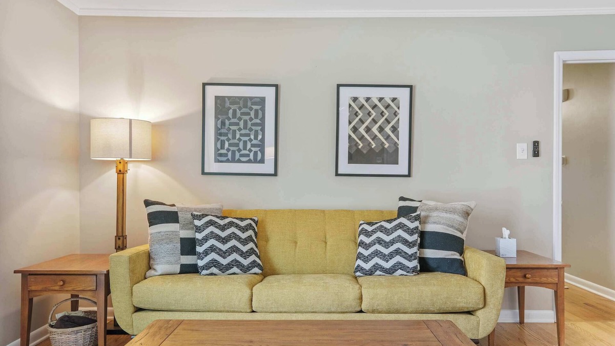 Durham House | 3BR Ranch in Durham S