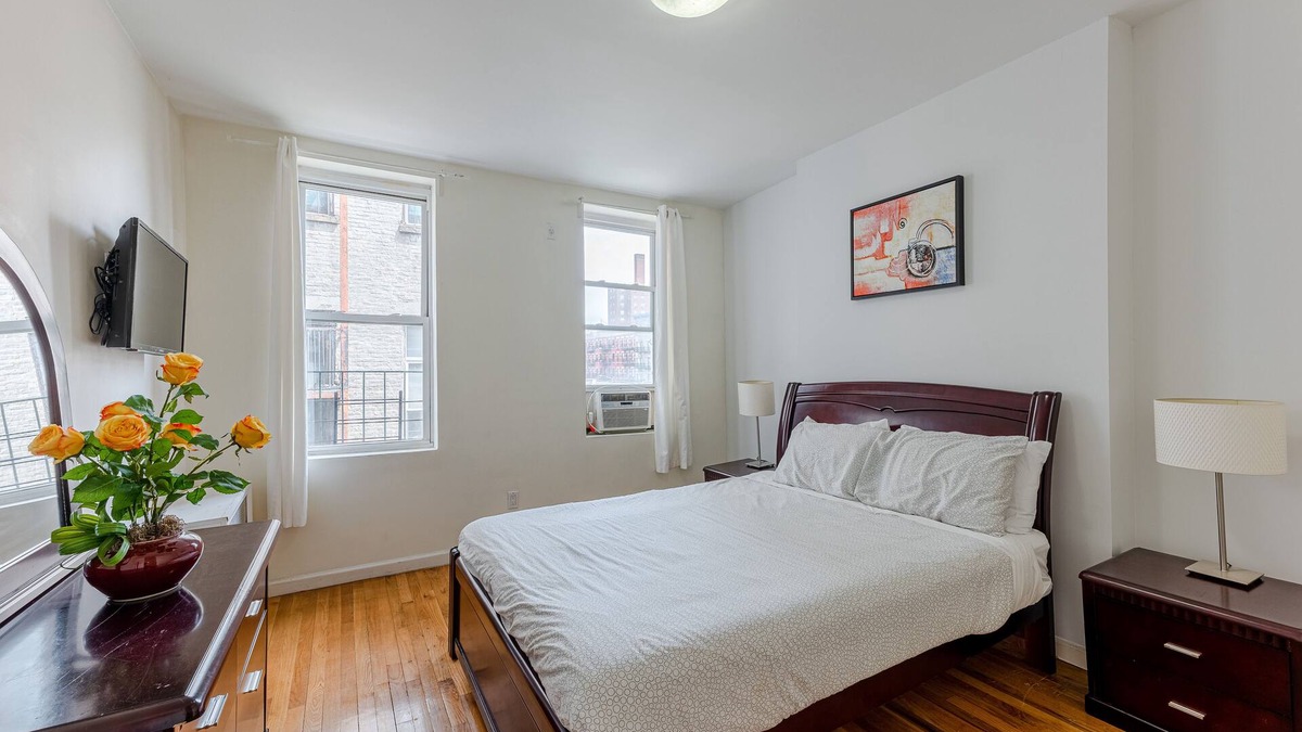 East Harlem Apartment | (3D) 2 Bedroom Apt Just Off Park Ave
