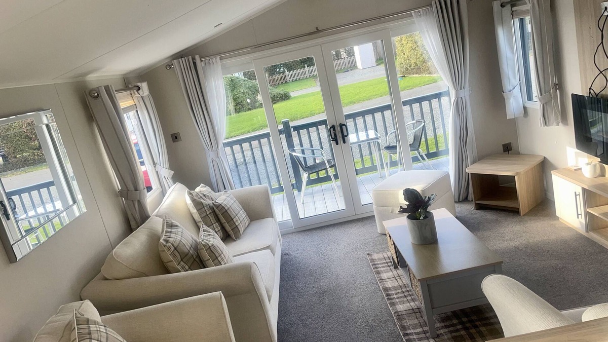 East Drayton Ski Chalet | 3guests-2bedroom-WiFi-Tv