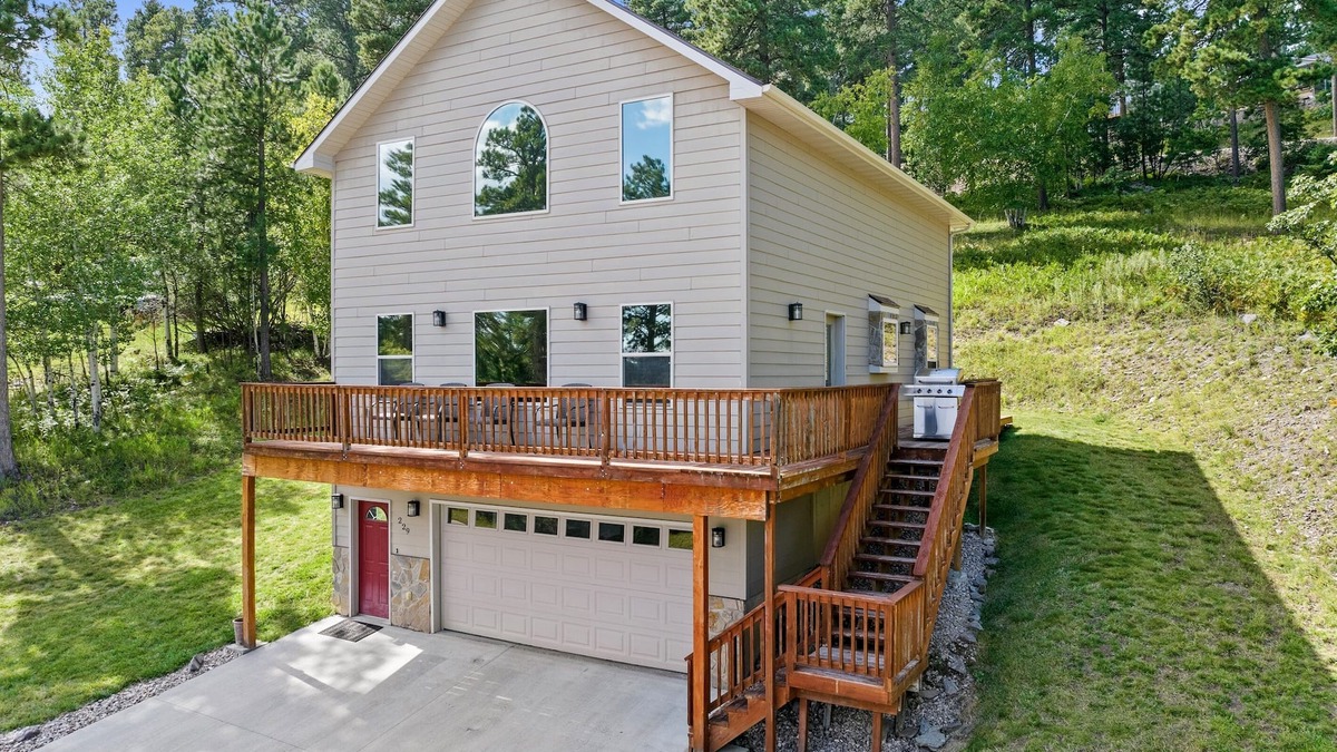 Deadwood House | 3King Beds/Game Room/Heated Garage/Fall Discounts!
