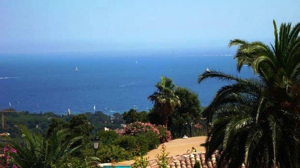 Les Issambres House | * 3P air-conditioned house with sea view, terrace/garden, swimming pool, play area