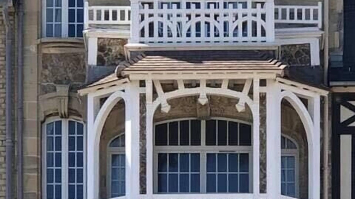 Saint-Regnobert-de-la-Cote-de-Nacre Apartment | 3rd floor Facing the sea Villa La Loggia 1901