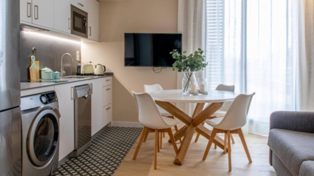 Collblanc y La Torrassa Apartment | 4.1 Stylish Duplex with wonderful terrace