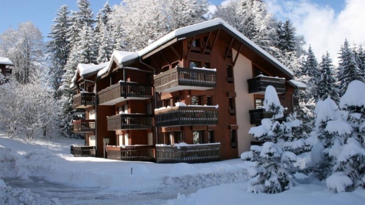 Araches-la-Frasse Apartment | 4/6 PERSON RENTAL - LE FAYARD- 800M FROM THE CENTER